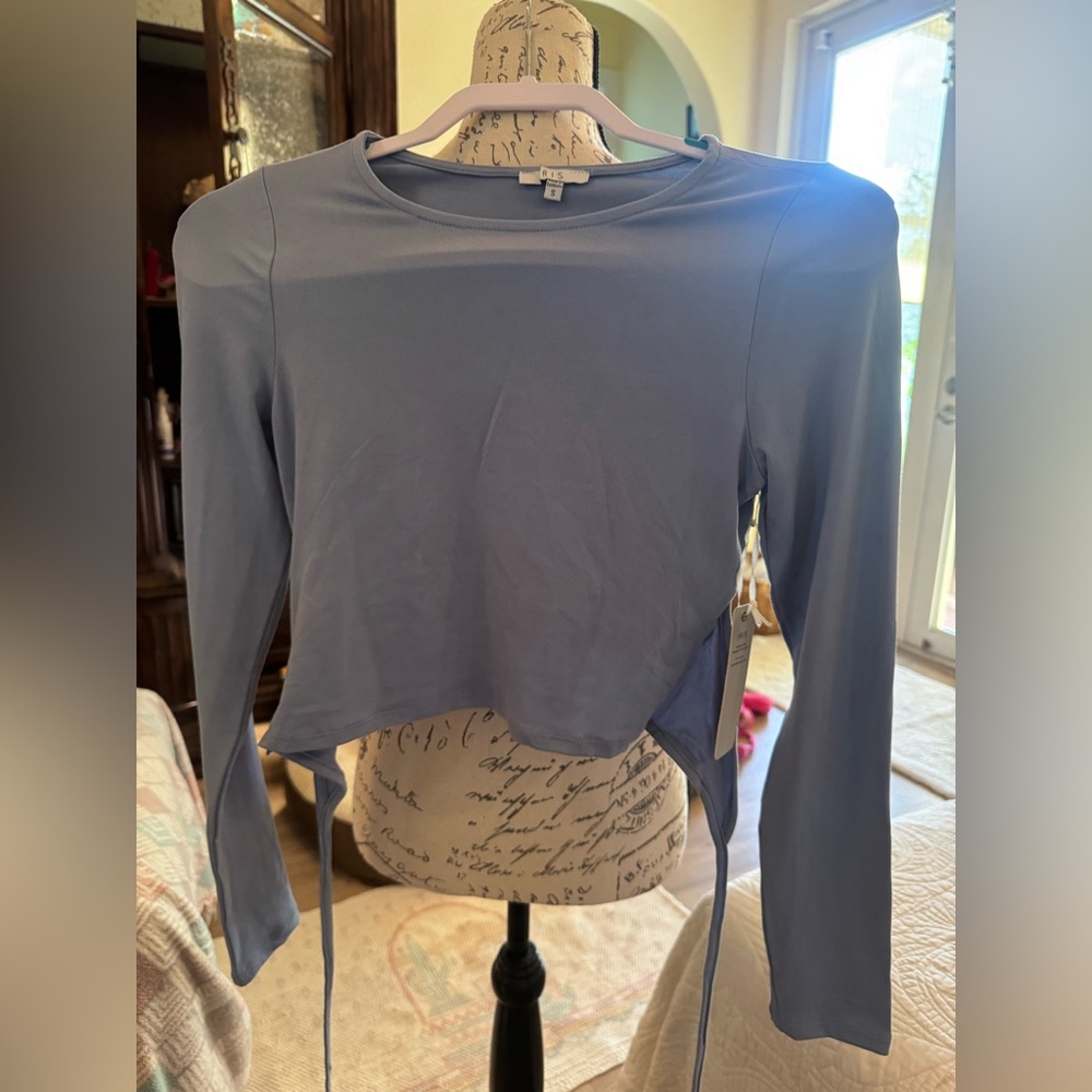 Iris Basic Blue Asymmetrical Tie Front Crop Blouse nwt size small #8
